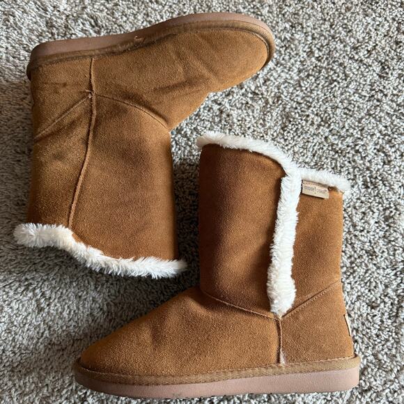 Minnetonka Suede Faux Shearling Boots - Size 7 - Winter Holiday Warm Snow Ski - Picture 2 of 6